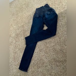 Old Navy maternity jeans